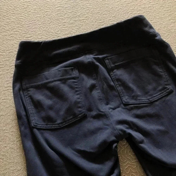 Athleta Metro Capri Crop Dark Blue Navy Leggings Tights Yoga Pants High Waist:XS - Picture 7 of 15
